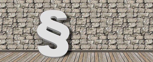 Caritas informiert über Gesetzesänderungen. Image by Gerd Altmann from Pixabay