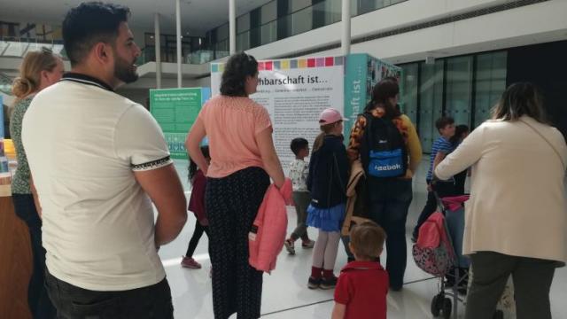 Die Ausstellung in der Portikushalle ist bis 11. Juni täglich zugänglich. | Foto: Caritas