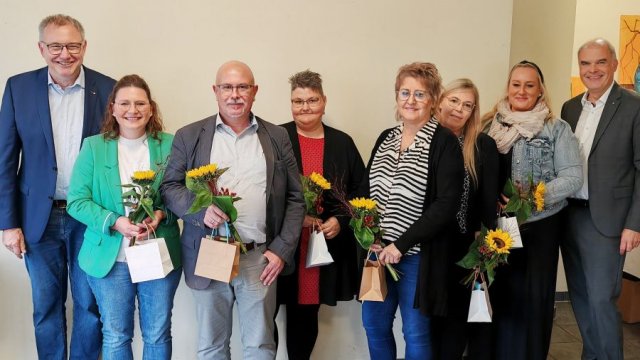 Das Bild zeigt Mitarbeitende der Caritas Südniedersachsen. | Foto: Claudia Nachtwey / cps